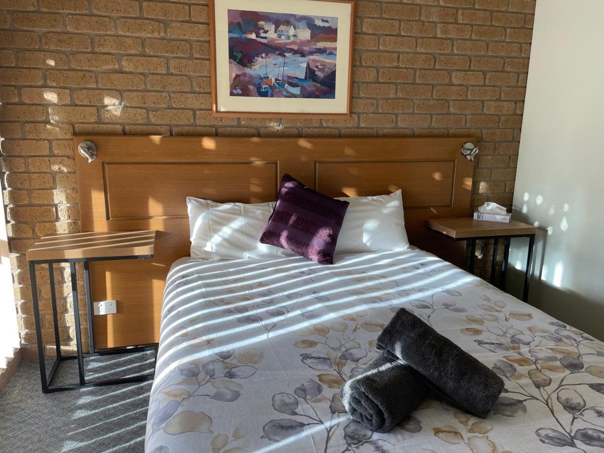 Wentworth Darling Junction Motor Inn المظهر الخارجي الصورة